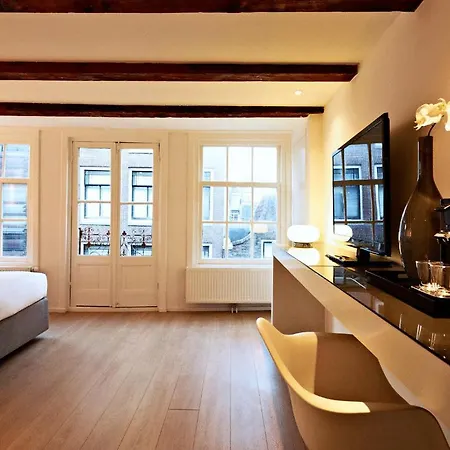 Ams Amsterdam